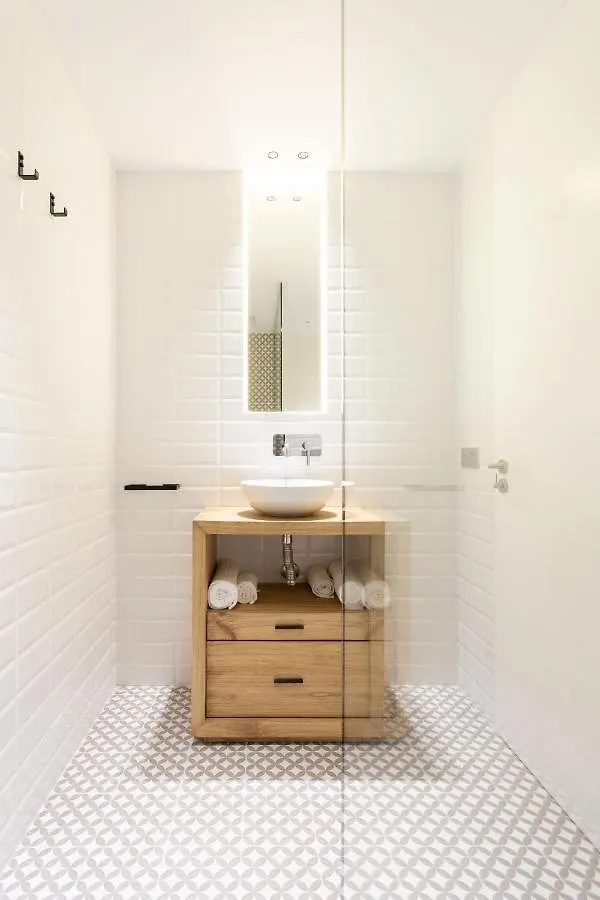 Apartment Home2Book Stylish Flat In Santa Cruz Spain